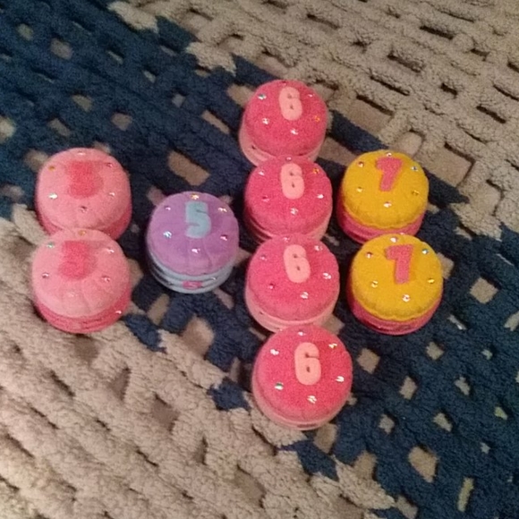 Necklace - Picture 1 of 3